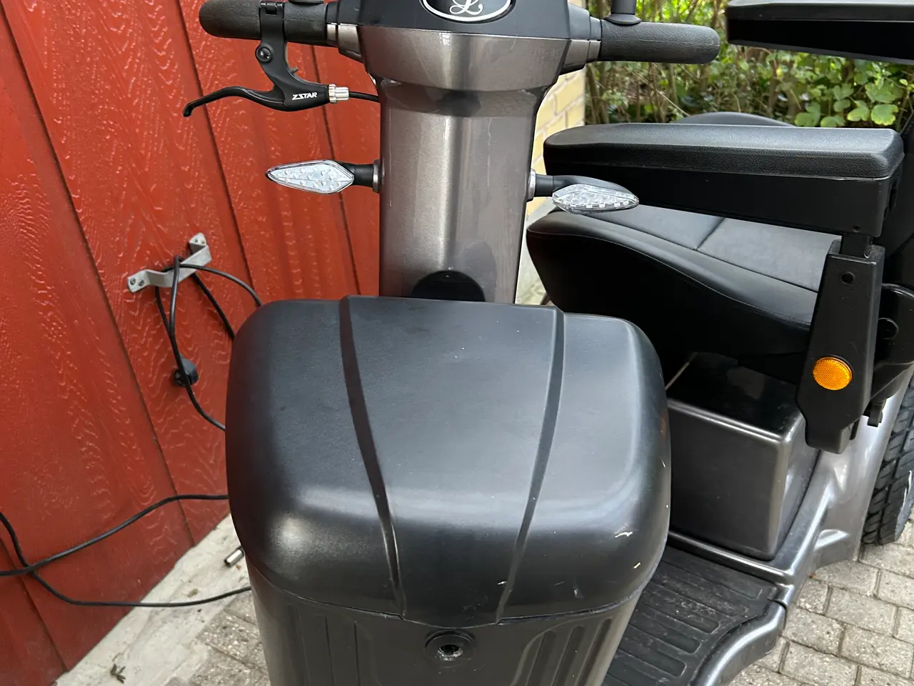 Billede 5 - grå 3 hjul. el scooter