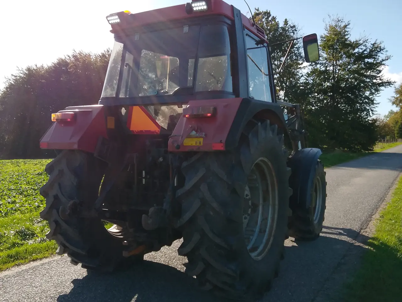 Billede 3 - Case 4240 XL exklusiv med frontlæsser