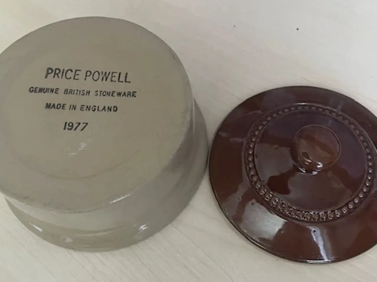 Billede 2 - Price Powell stentøjsskål med låg brun/beige