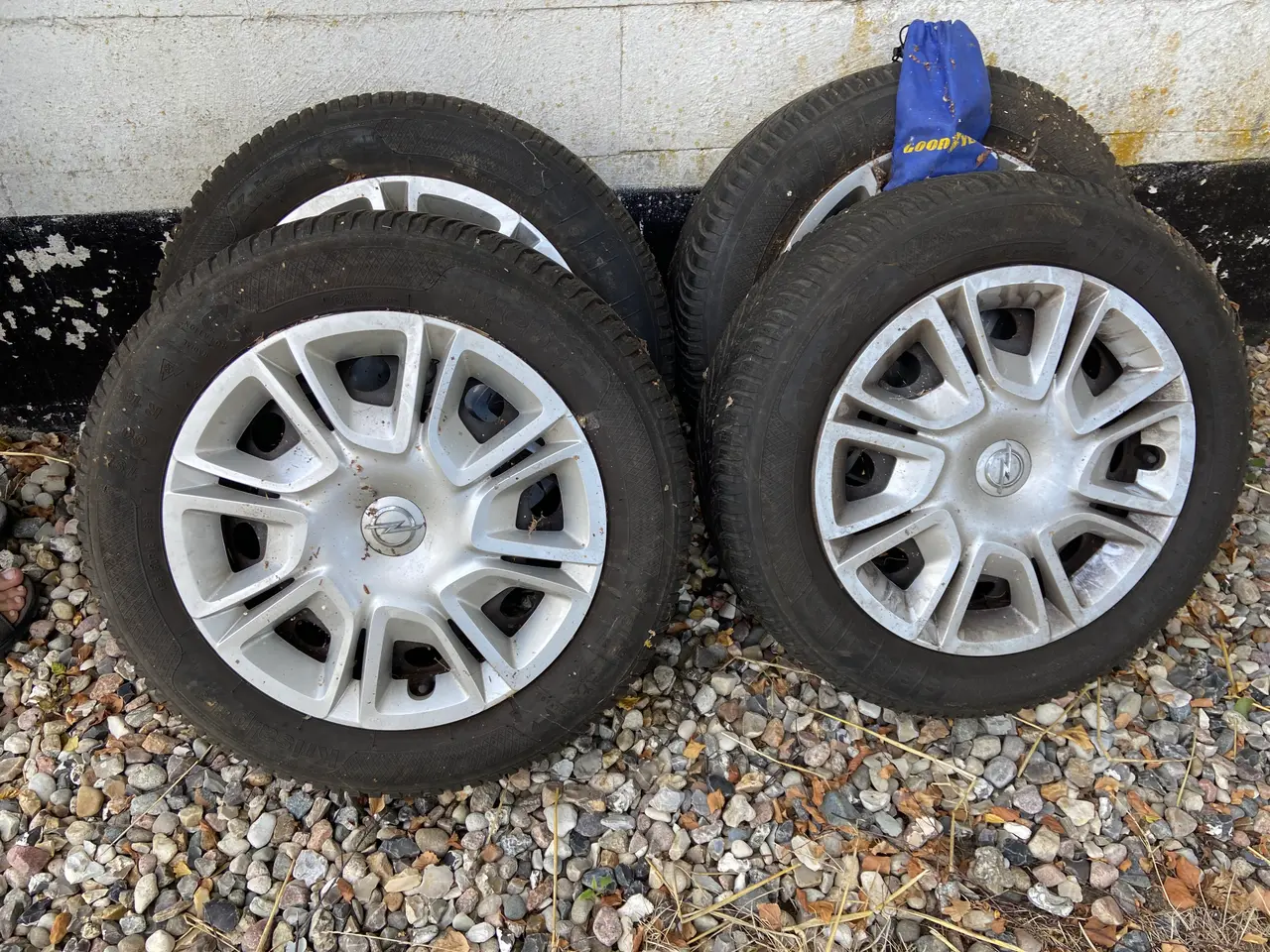 Billede 2 - Vinterdæk Opel Crossland
