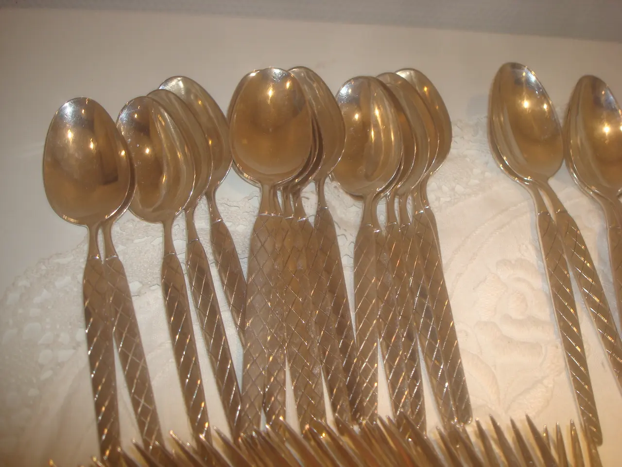 Billede 2 - HARLEKIN SØLVPLET, KNIVE, DESSERTSKEER, KAGESPADE 