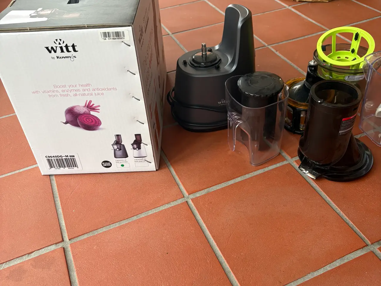 Billede 1 - Slow juicer Witt by Kuvings