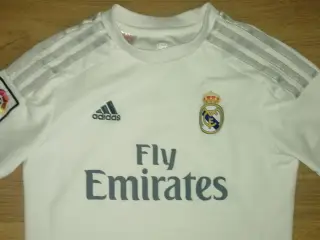 REAL MADRID C.F. HOME 2015-16, STR. 12 ÅR