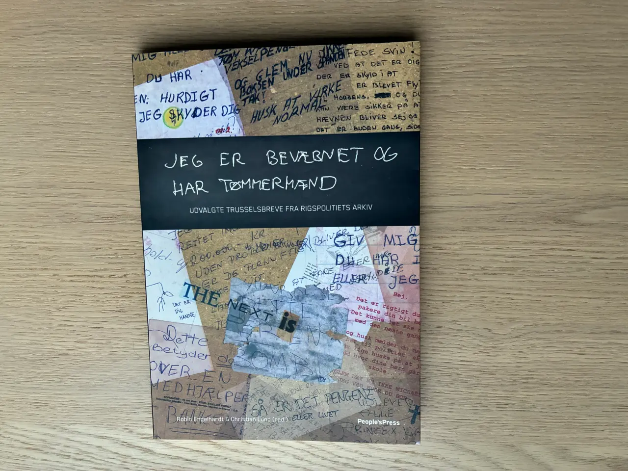 Billede 1 - Jeg er bevæbnet og har tømmermænd