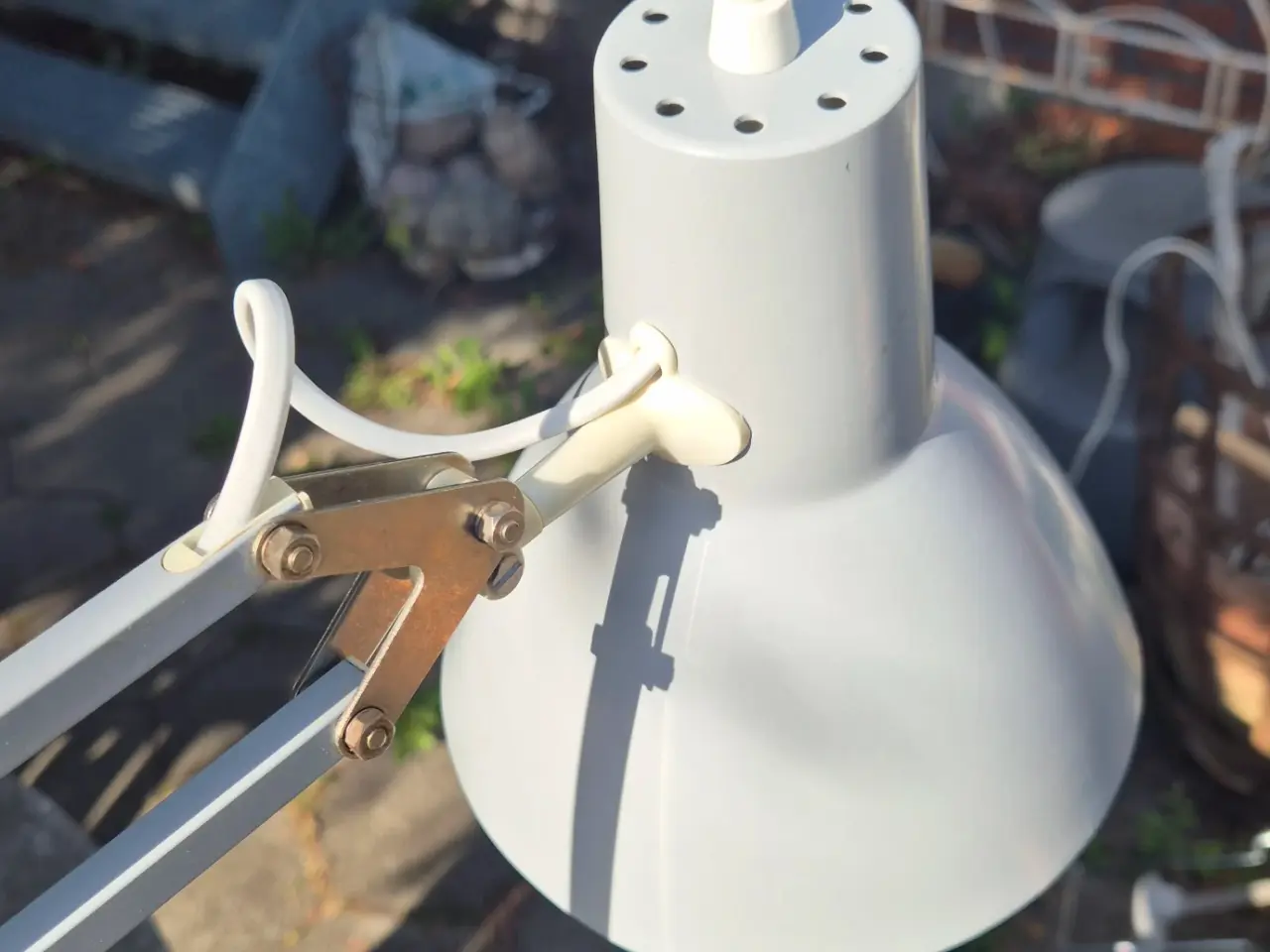 Billede 6 - Fin lysegrå arkitektlampe