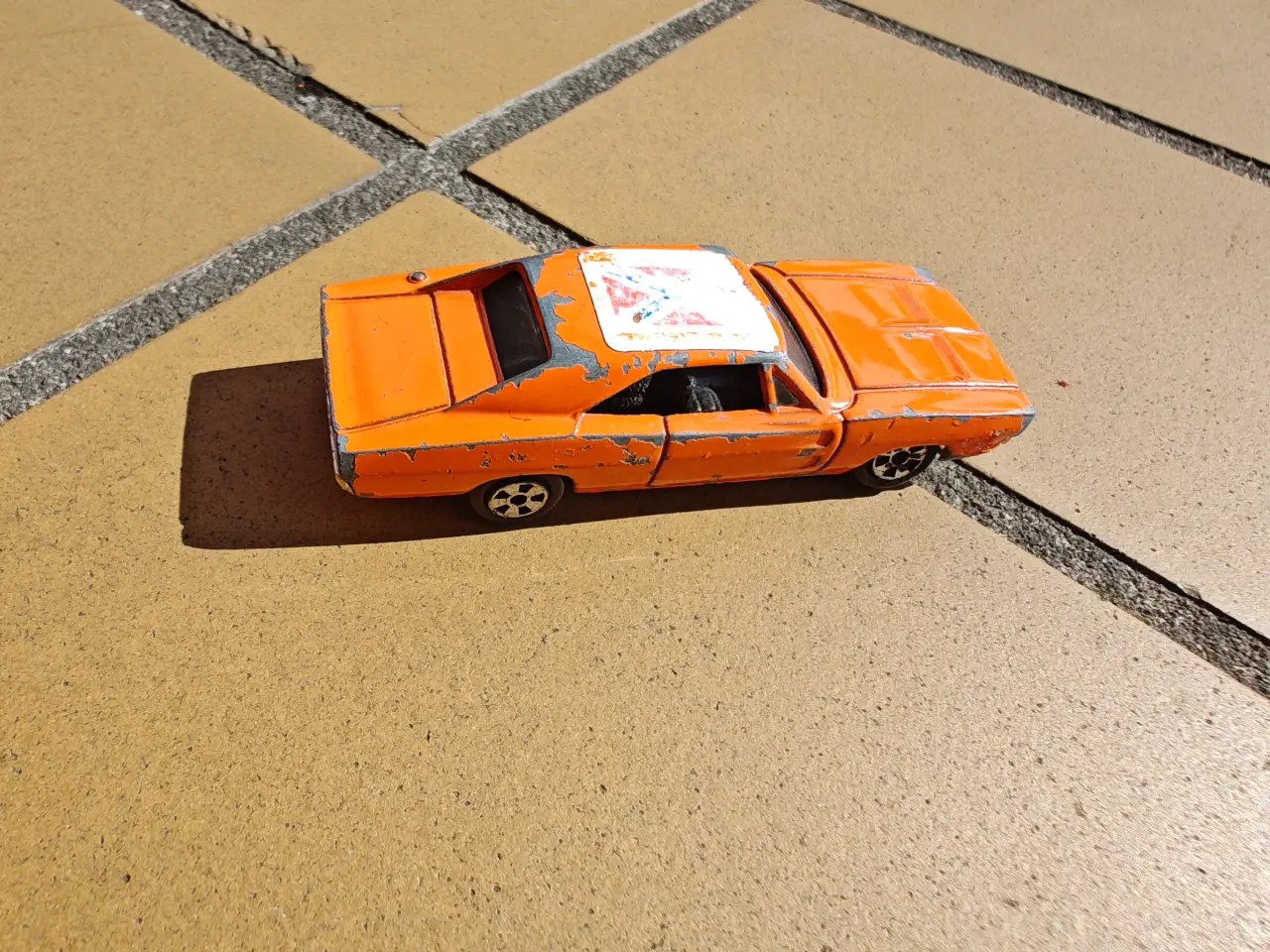 Billede 1 - Dukes of Hazzard General Lee Bil fra 1981