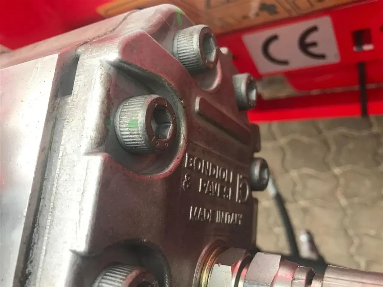 Billede 3 - Omarv hydraulisk slagleklipper