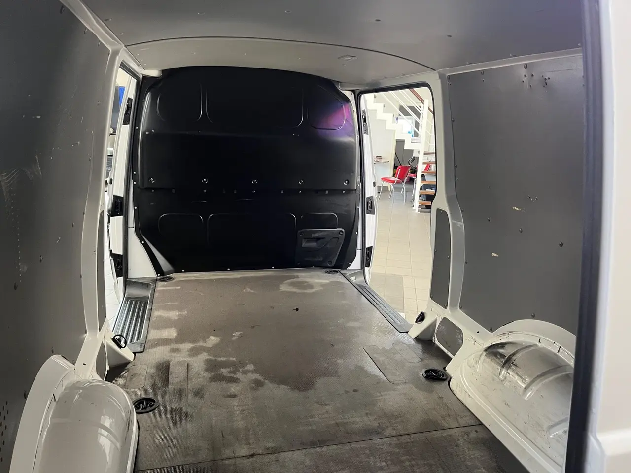 Billede 14 - VW Transporter 2,0 TDi 150 Kassevogn lang