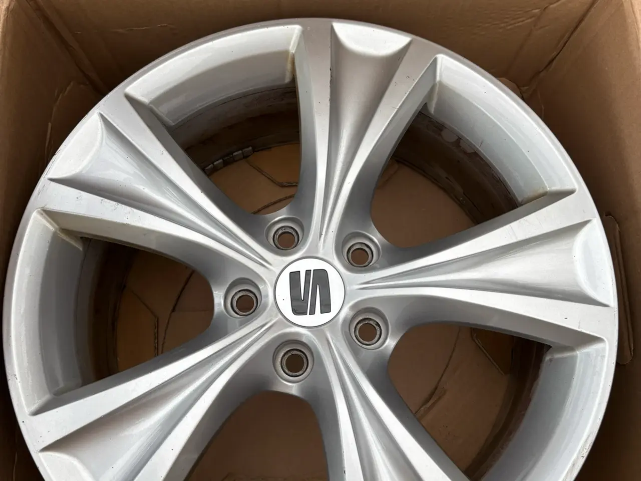 Billede 4 - Original Seat alufælge 