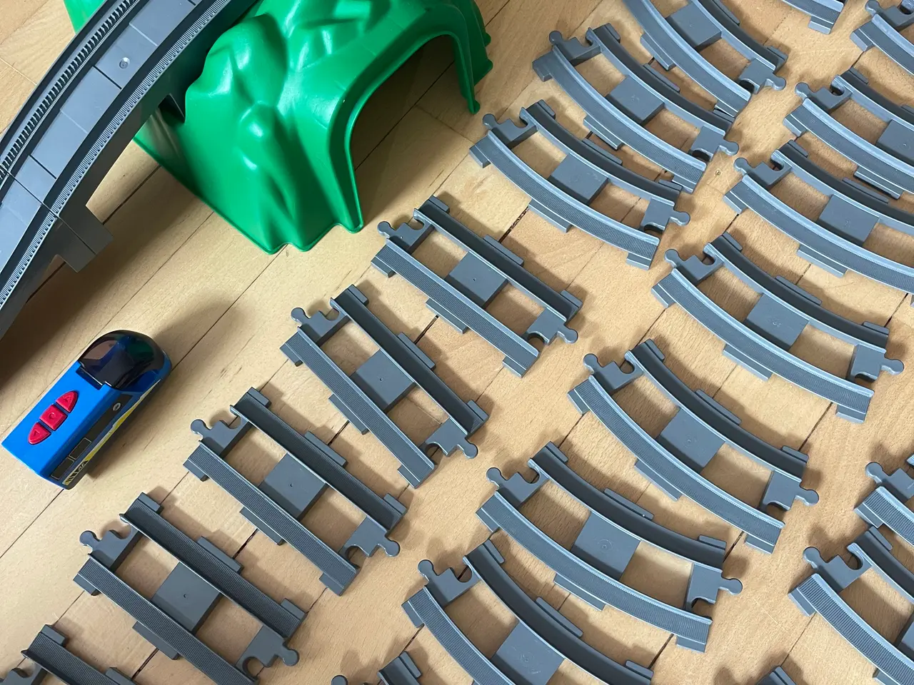 Billede 2 - Lego togbane, med elektrisk lokomotiv