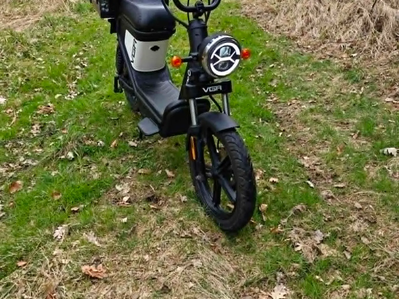 Billede 1 - VGA GEV1000 30 km/t el-knallert 48V20Ah
