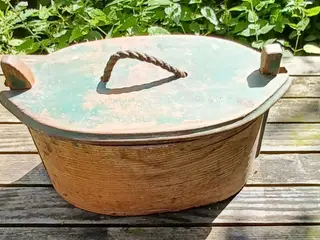 Antik spånæske.