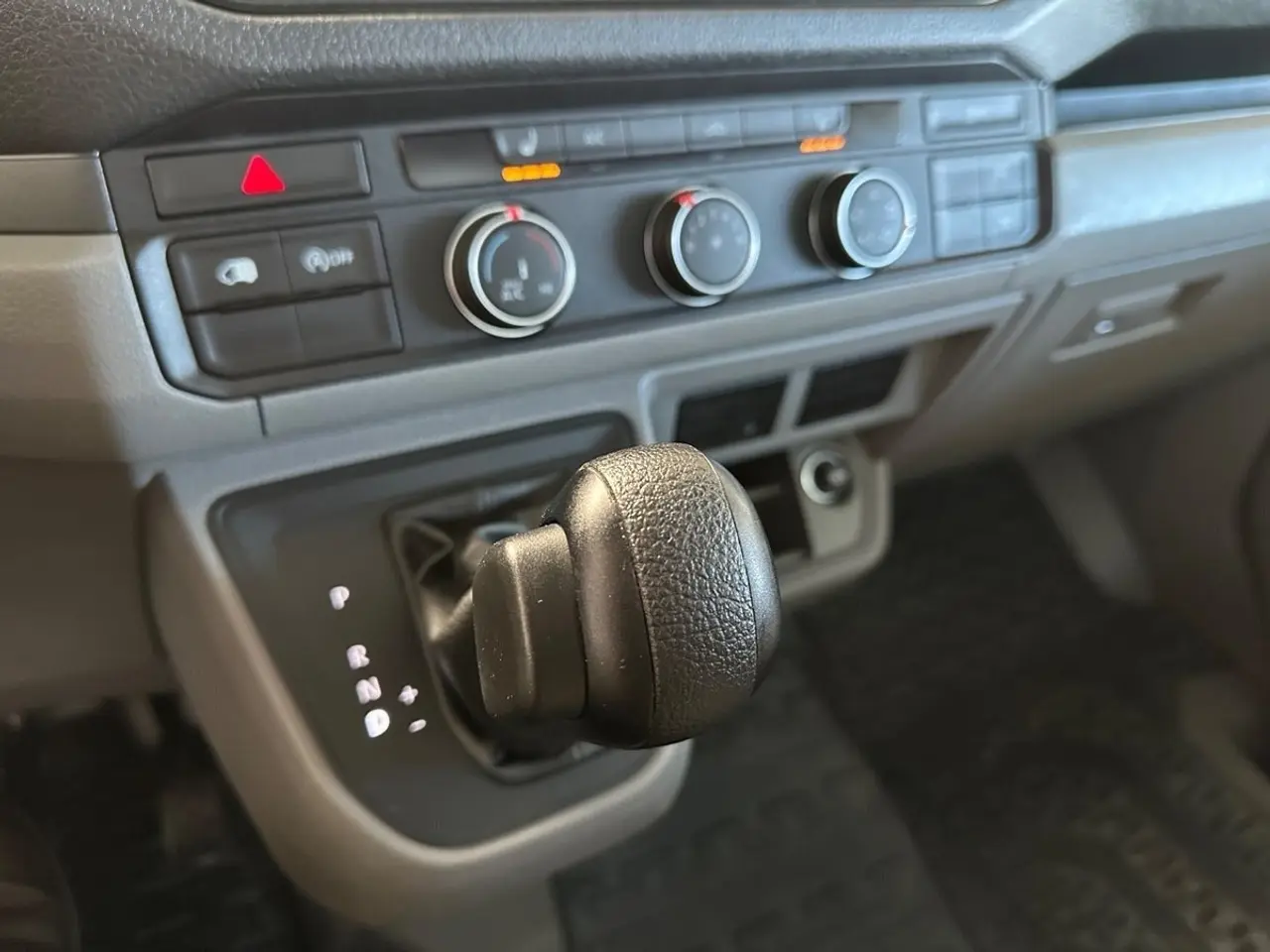 Billede 9 - VW Crafter 35 2,0 TDi 177 Kassevogn L3H2 aut.