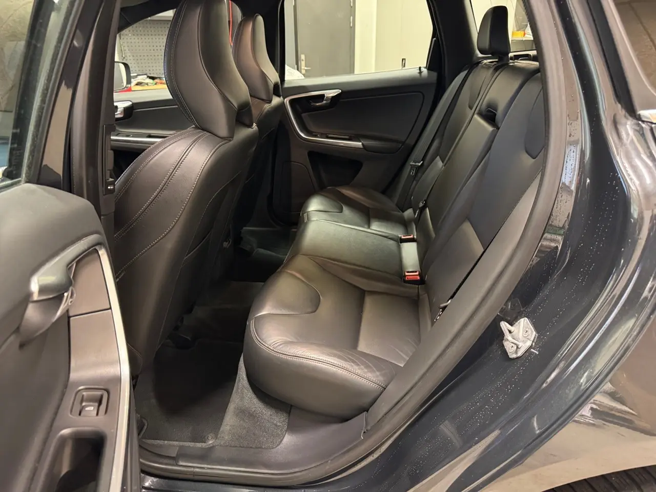 Billede 12 - Volvo XC60 2,4 D5 220 Momentum aut. AWD