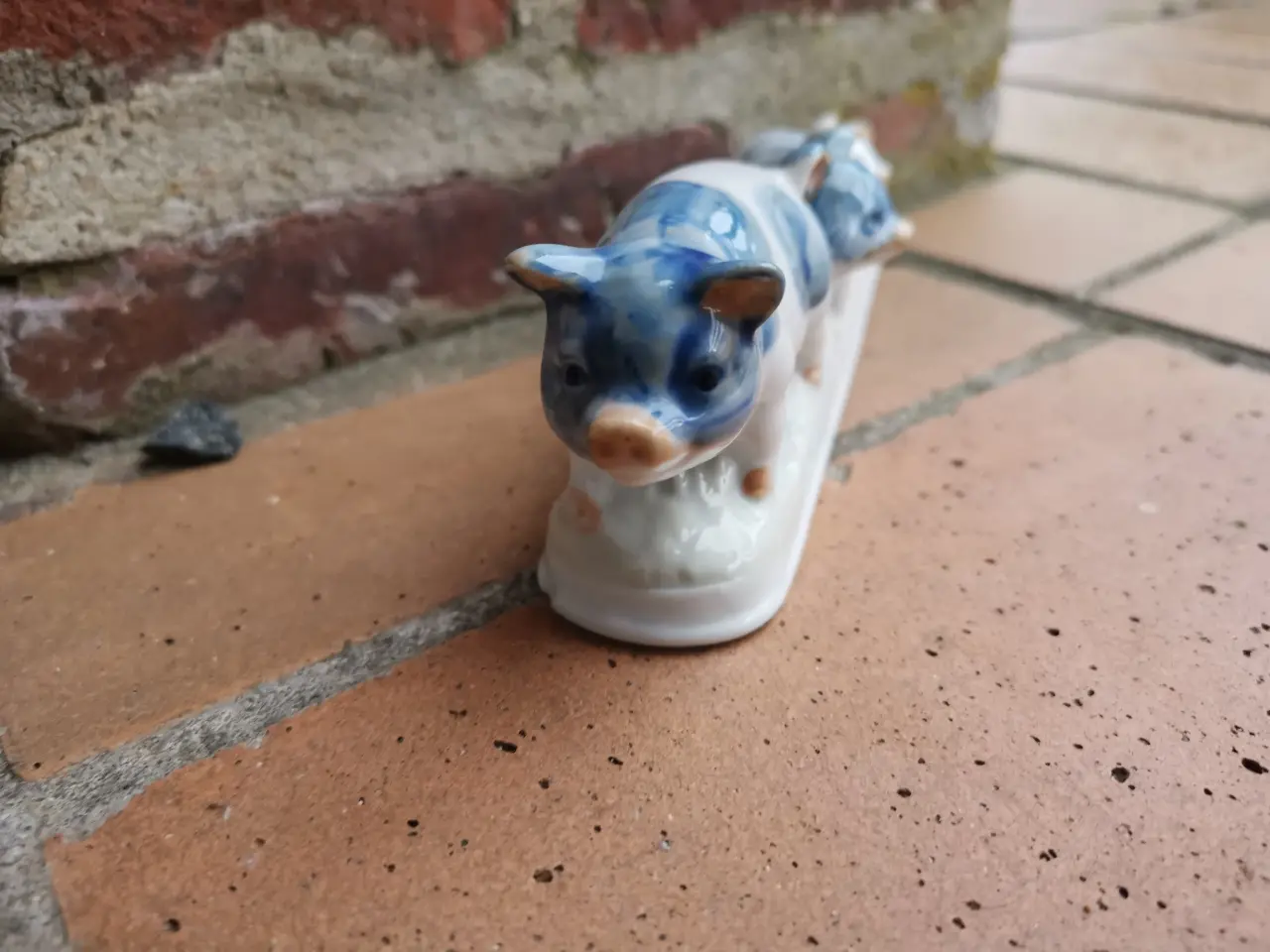 Billede 2 - Grise Familie Figur