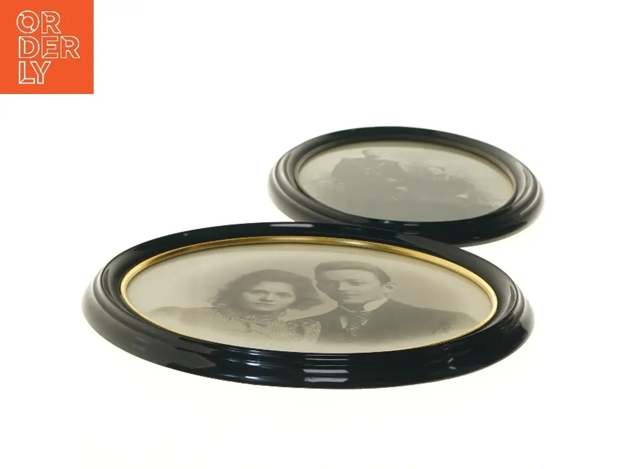 Billede 2 - Oval billederammer med fotografier (str. 37 cm)