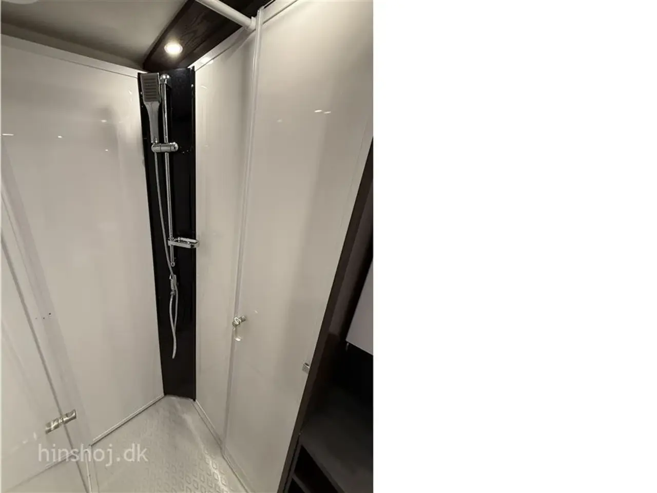 Billede 9 - 2025 - Polar Chimera 730 BSL Polar Chimera den lækreste Vintervogn se den hos Hinshøj Caravan