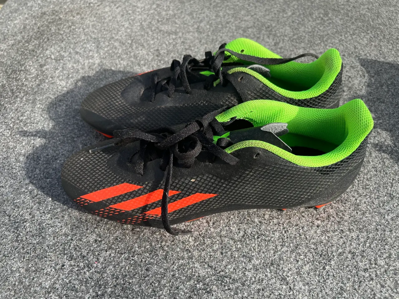 Billede 2 - Adidas fodboldstøvler, str. 42 2/3.