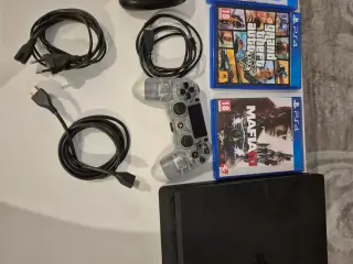 PlayStation 4 Slim  