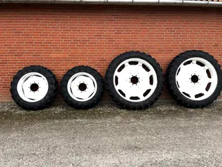 SPRØJTEHJUL 11,2 x 28 + 270/95 x 44