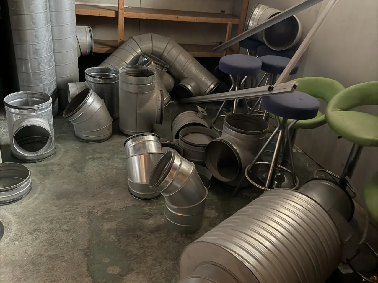 Billede 1 - Stort parti ventilationsrør + udsugningsmotor 