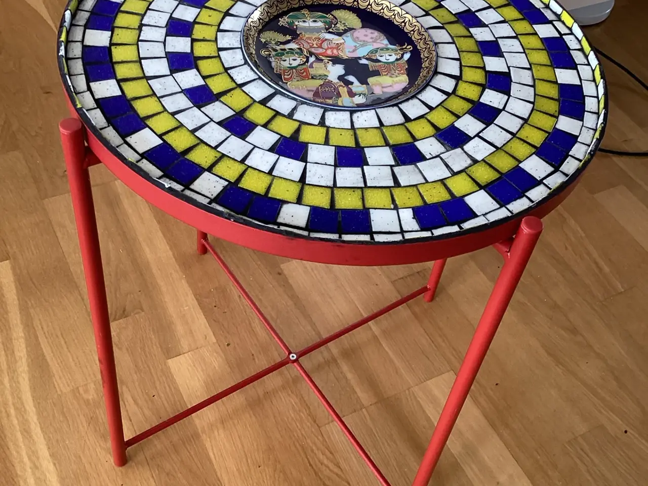 Billede 1 - Bakkebord
