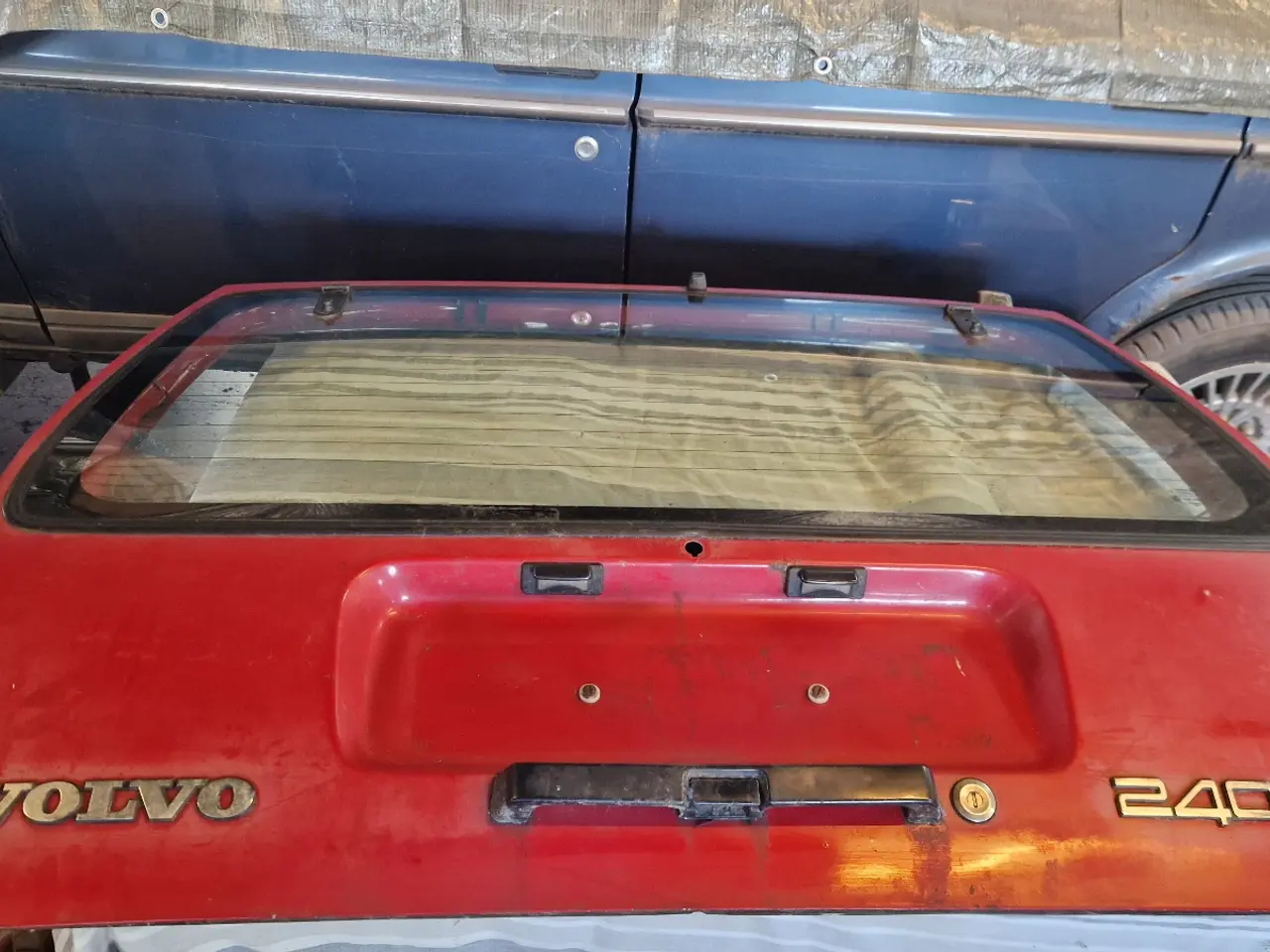 Billede 1 - Volvo 240 bagklap