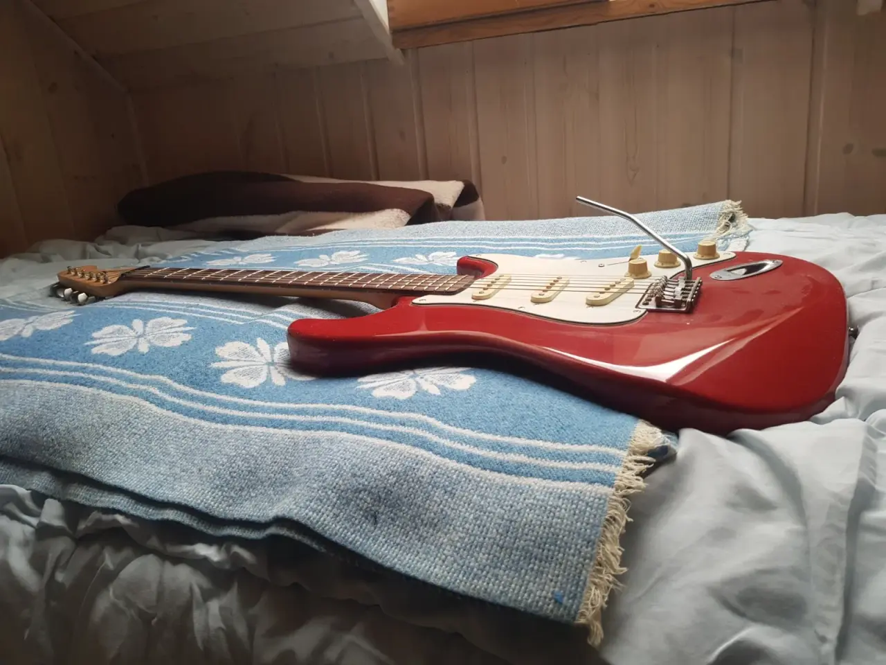 Billede 4 - Elguitar, Falcon Rød strat