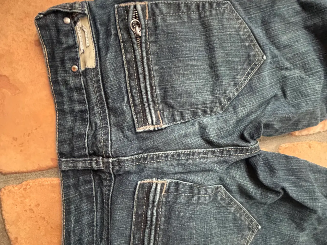 Billede 9 - Diesel jeans blå bomuld unisex str. 140