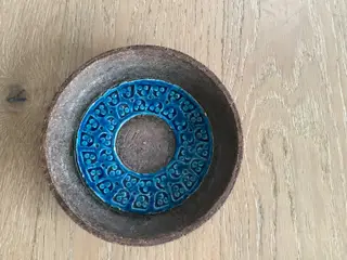 Lille fad diameter 18 cm.