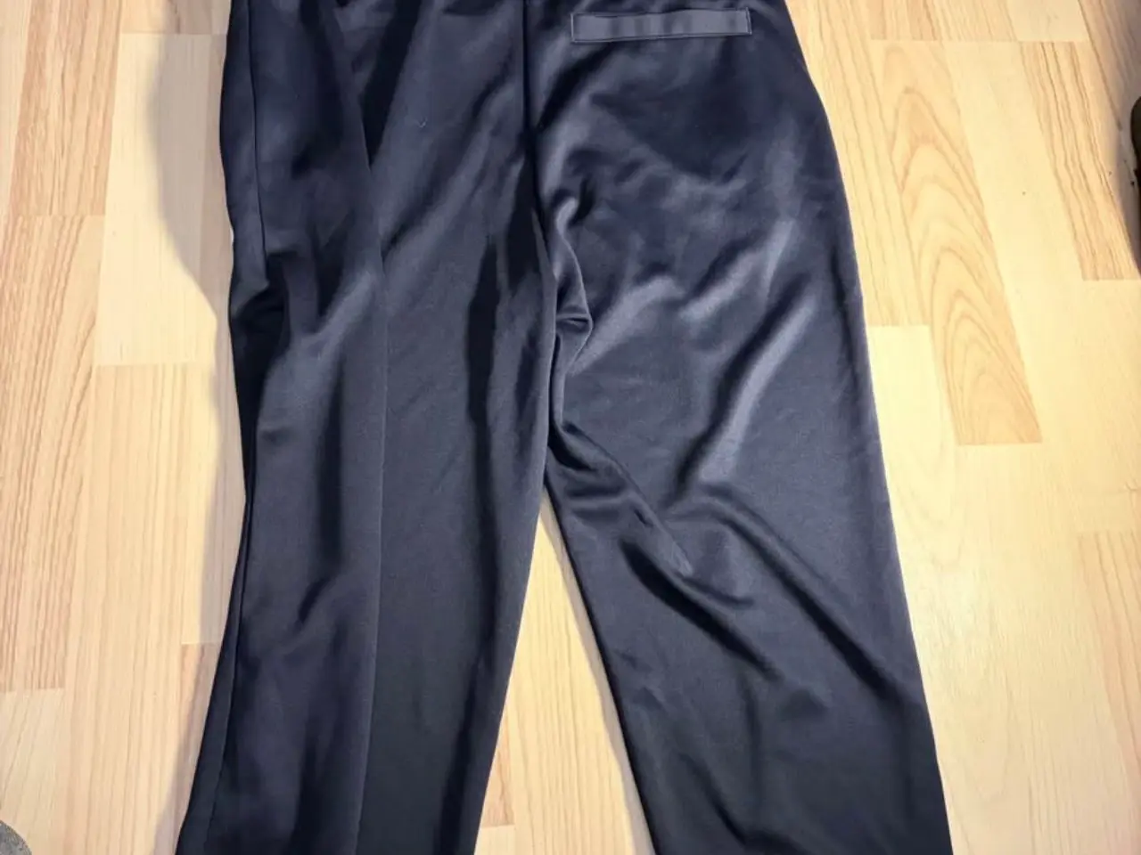 Billede 2 - Hugo Boss bukser - Navy