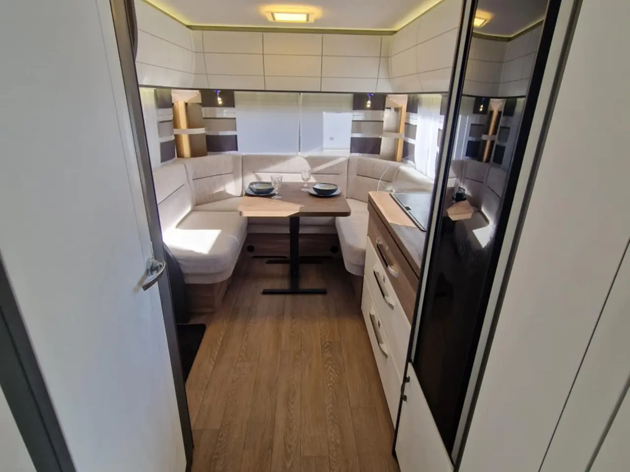 Billede 4 - 2025 - Hobby Excellent Edition 540 Uff INCL. GRATIS MOVER