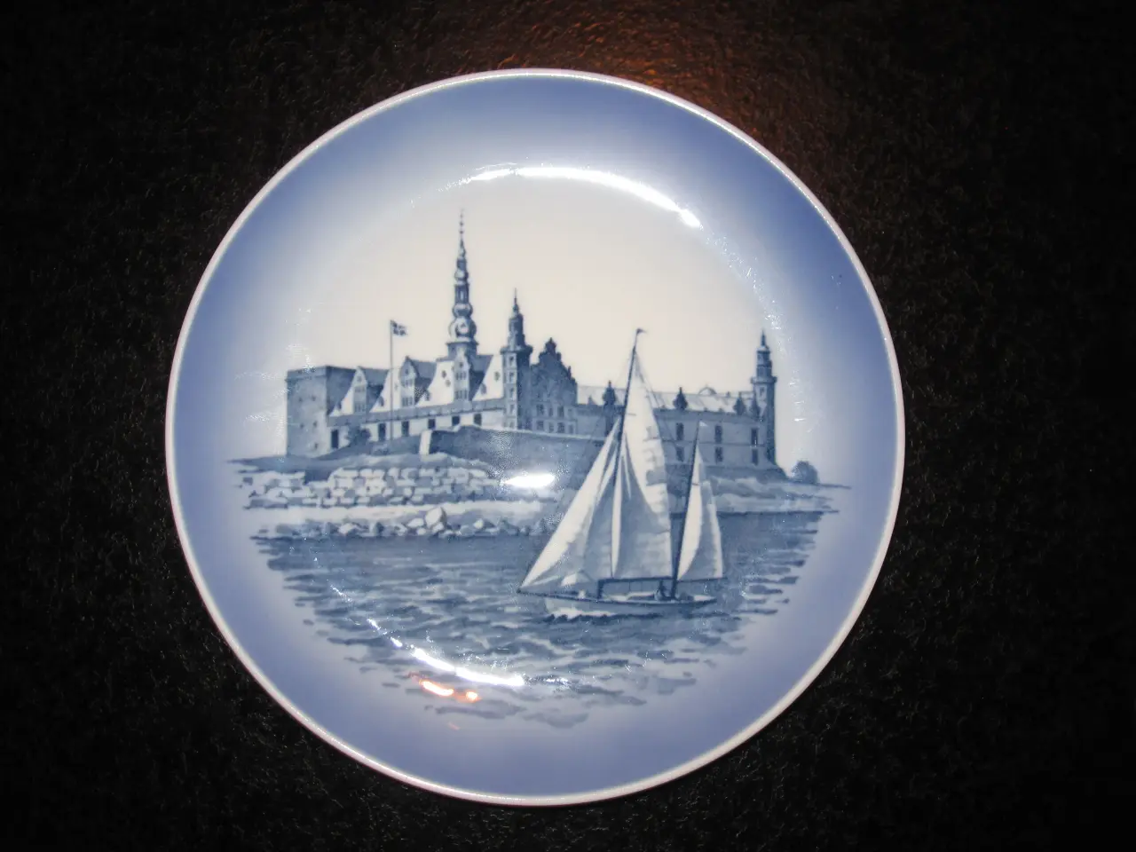 Billede 1 - Royal copenhagen platte