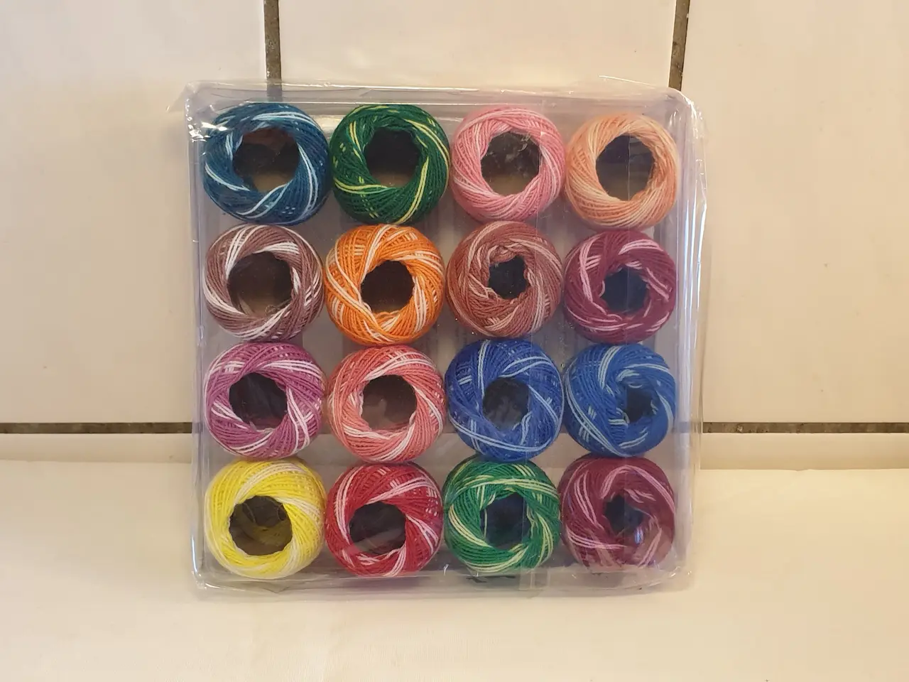 Billede 1 - Broderigarn NYT