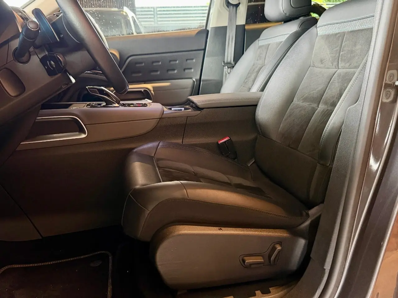 Billede 10 - Citroën C5 Aircross 1,6 Hybrid SkyLine Black Edition EAT8