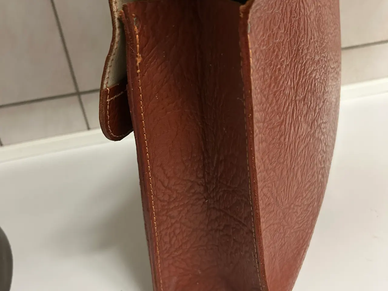 Billede 4 - Skoletaske i læder, Vintage