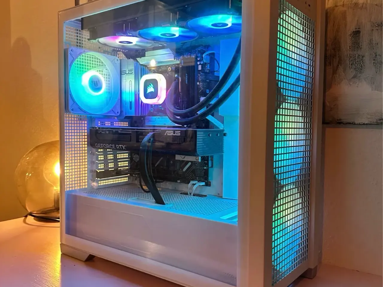 Billede 1 - Ryzen 7 9800X3D + RTX 5070 Ti 