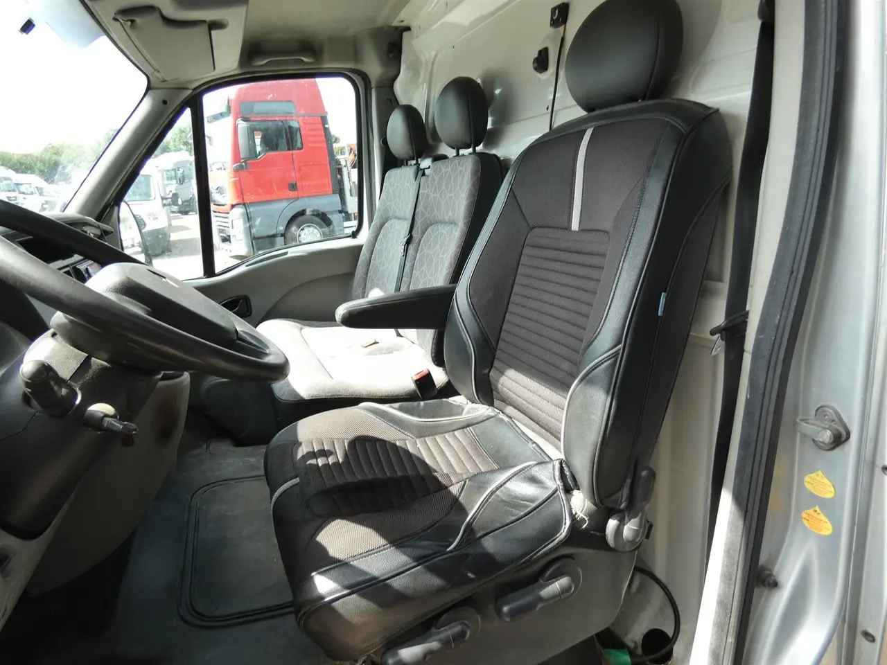 Billede 9 - Renault Master T33 L2H2 2,5 DCI 120HK Van 6g