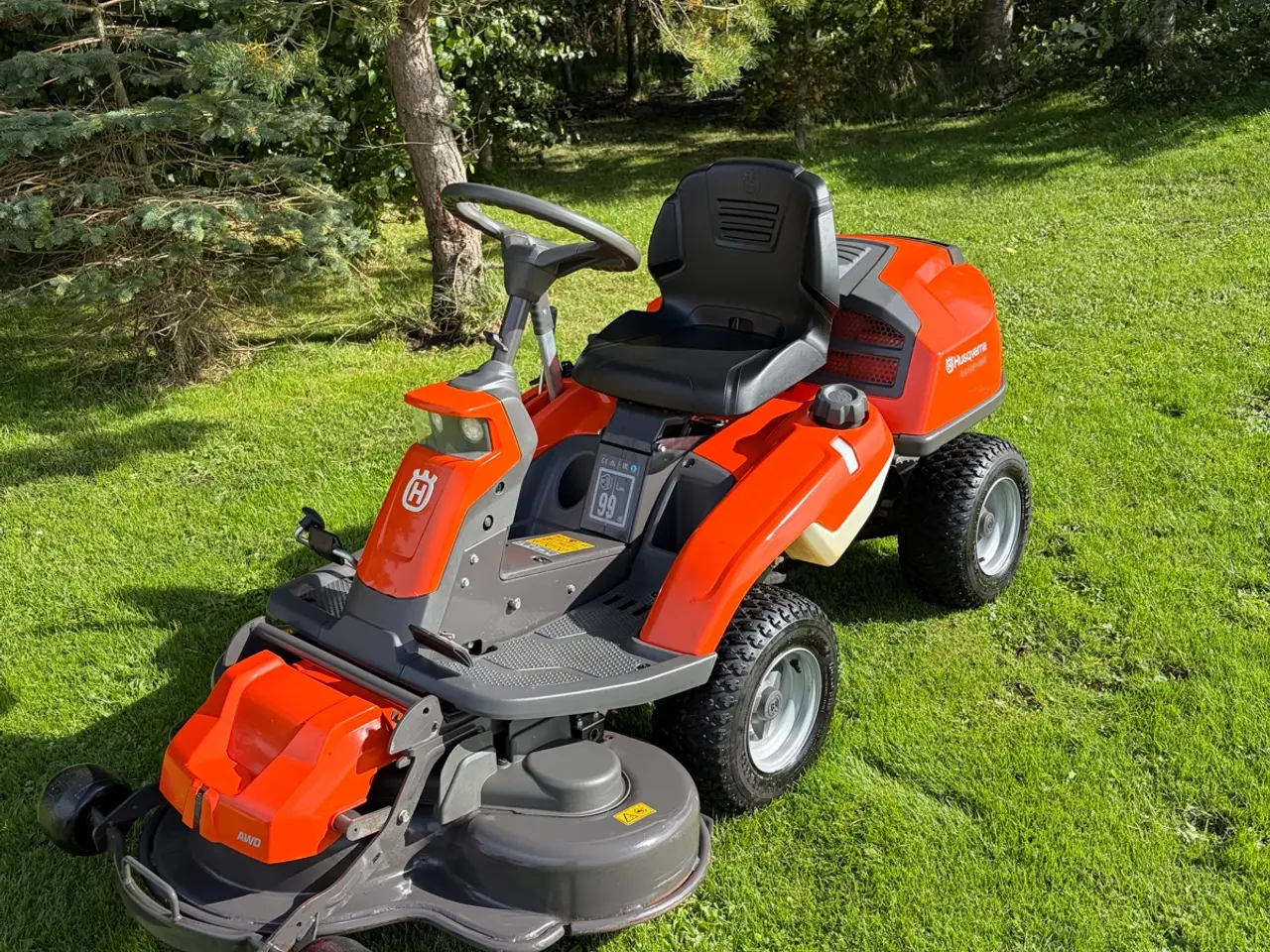 Billede 1 - Husqvarna R216 Awd