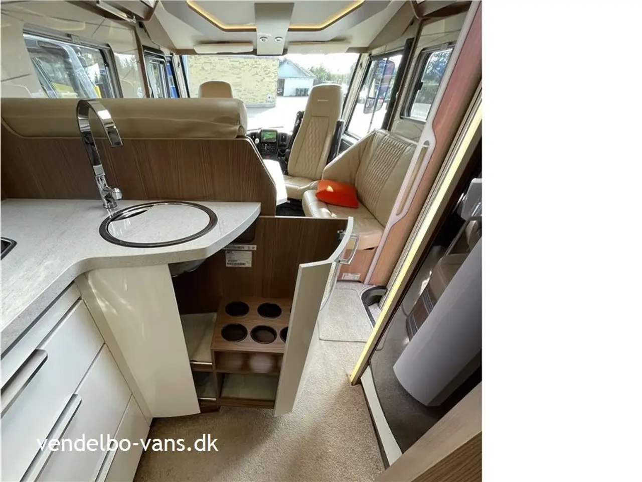 Billede 13 - 2016 - Bürstner Elegance I 910 G   Elegance - Danmarks mest velholdte autocamper