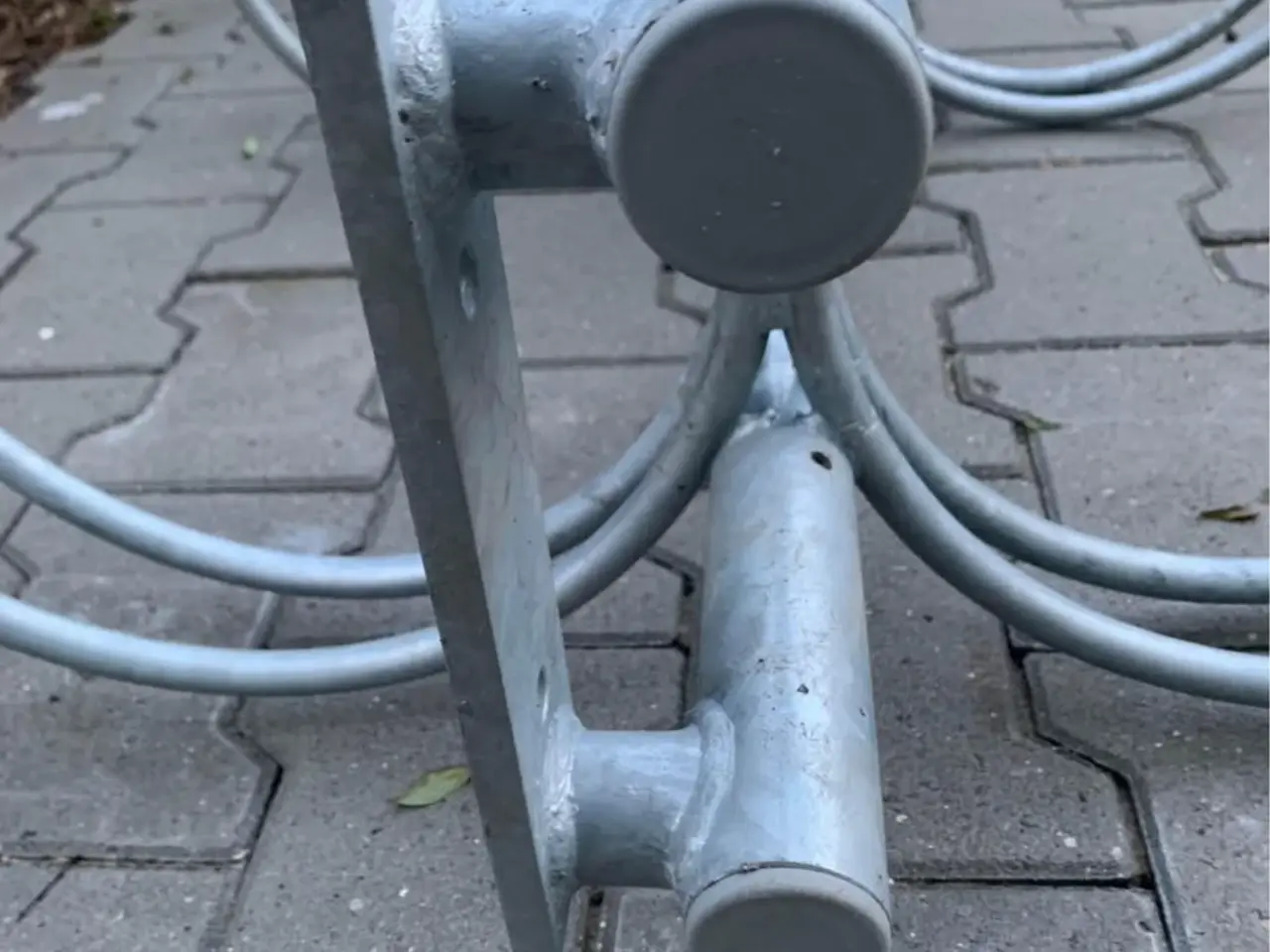 Billede 2 - Cykelstativ Varmgalvaniseret til 6 eller 12 cykler