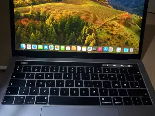MacBook Pro sælges