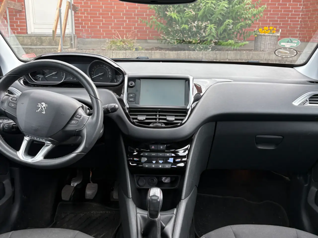 Billede 8 - Peugeot 208 1,2 VTi Allure Sky