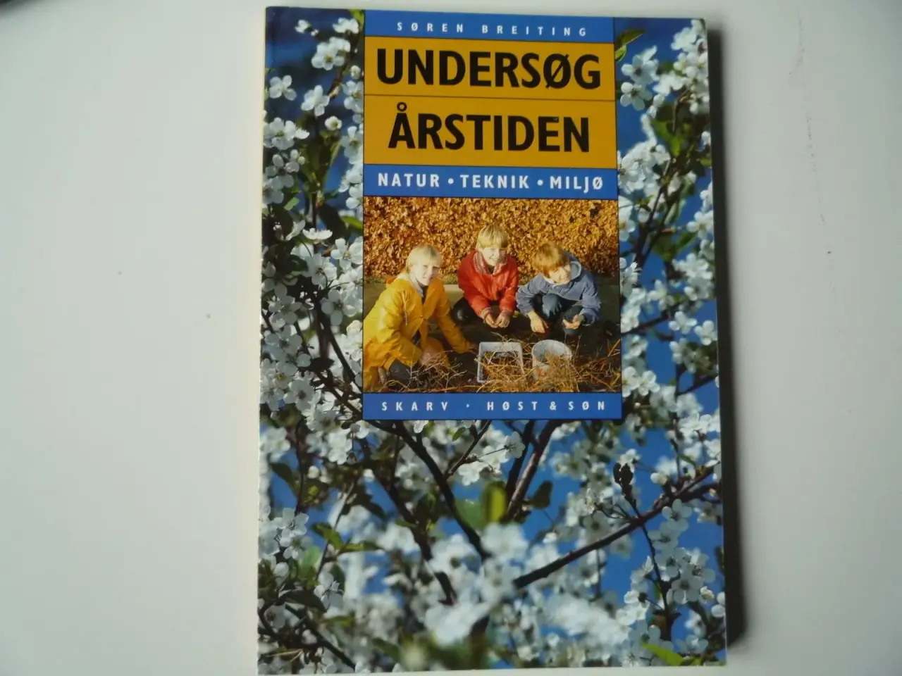 Billede 1 - Undersøg årstiden og Hvad Helle og Anders finder