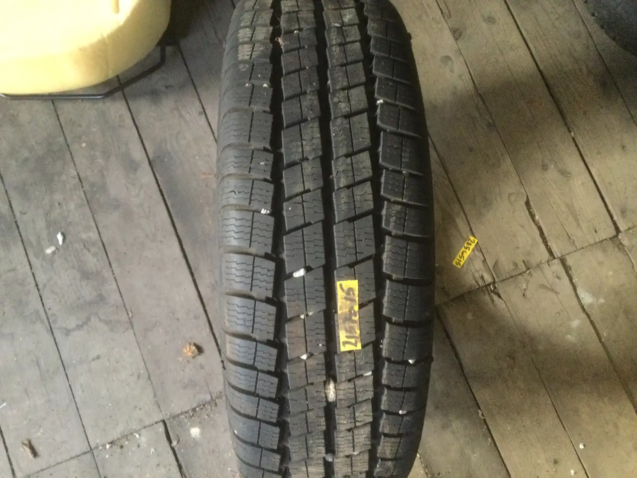 Billede 1 - 215/70/15 van vinterdæk 1stk