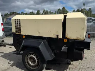 - - - Ingersoll Rand kompressor