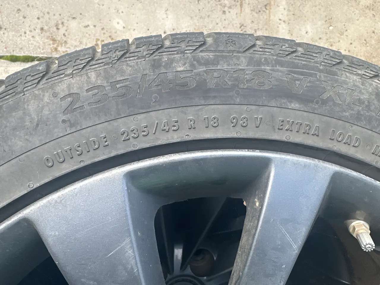 Billede 2 - Continental vinterdæk og fælge til Tesla 3