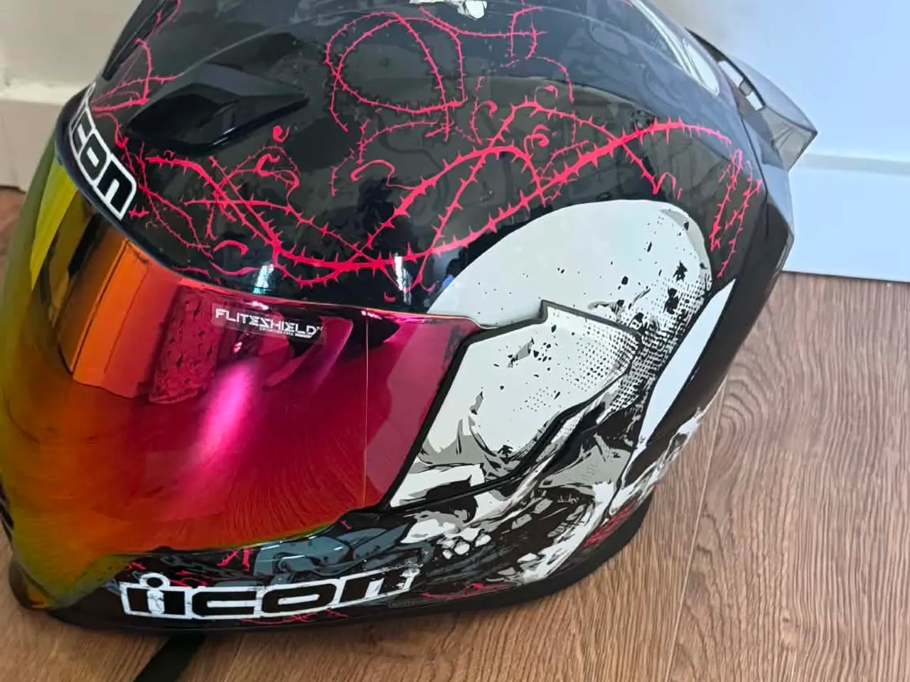 Billede 2 - MC hjelm- Icon