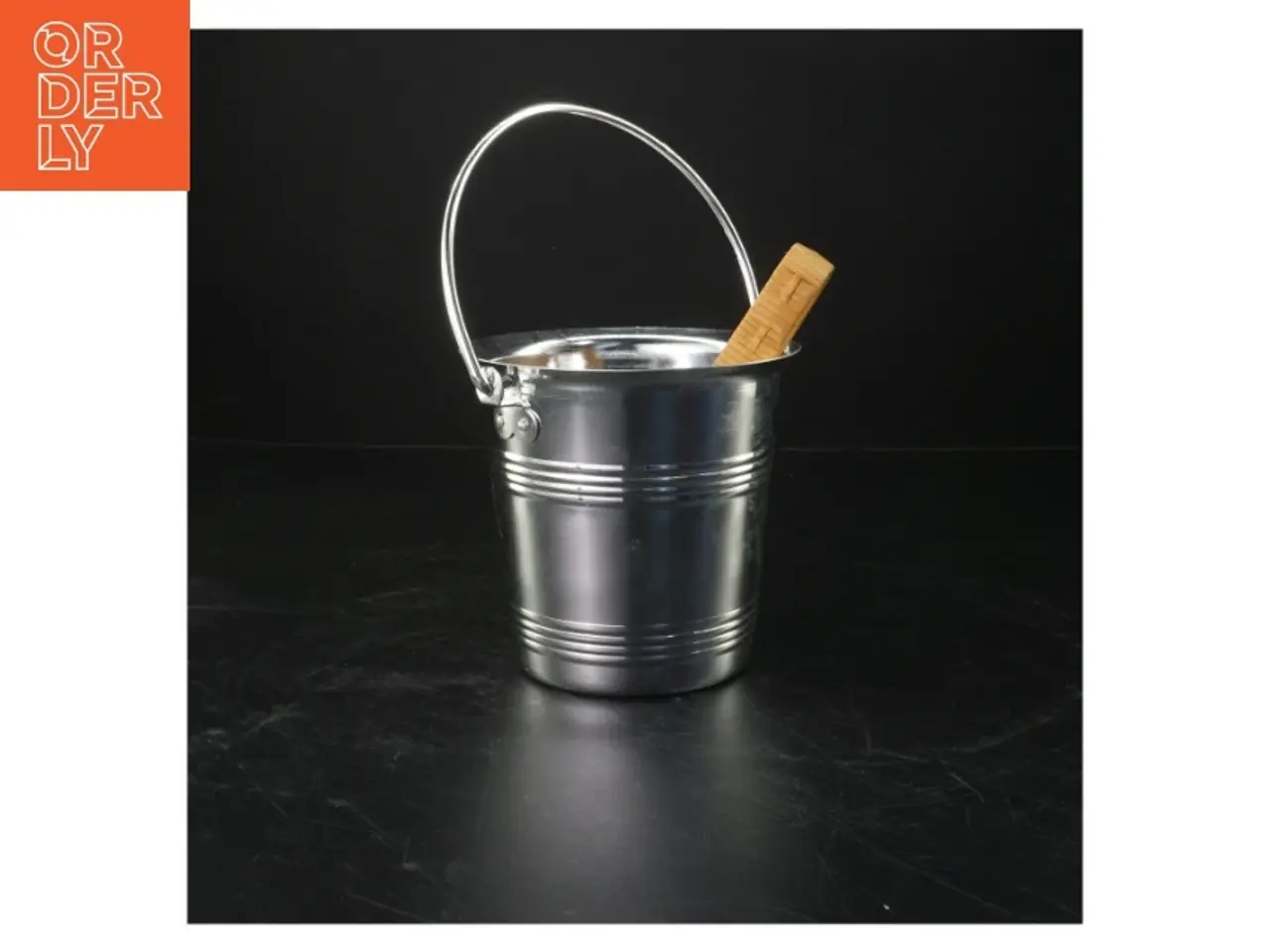Billede 1 - Isspand i metal (str. Ø. 13 cm. længde. 12,5 cm)