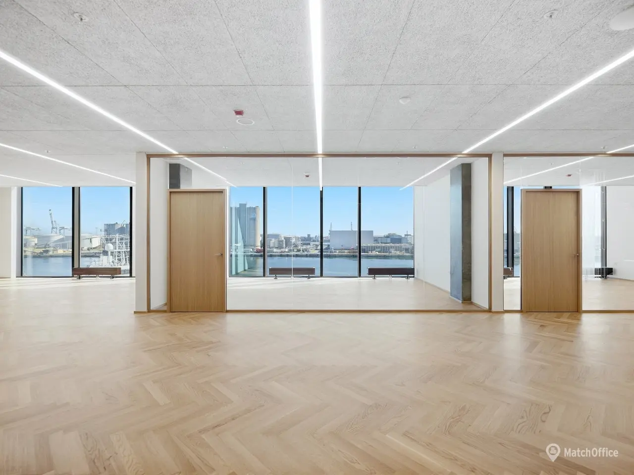 Billede 1 - Kontor på 4. etage med eksklusiv udsigt
